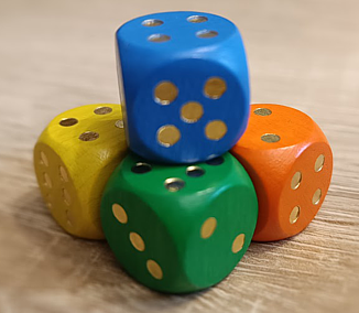 Herní materiál – dřevěné hrací kostky 16mm